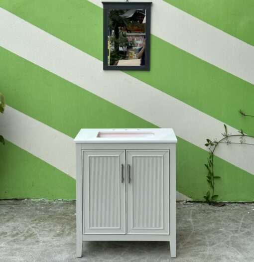 Bồn rửa đơn phòng tắm với mặt đá nhân tạo màu trắng - Ảnh 2